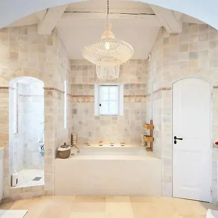 Amazing With Private Pool ***