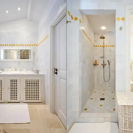 Amazing With Private Pool *** Villa Saint-Tropez