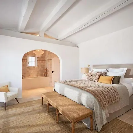Amazing With Private Pool *** *